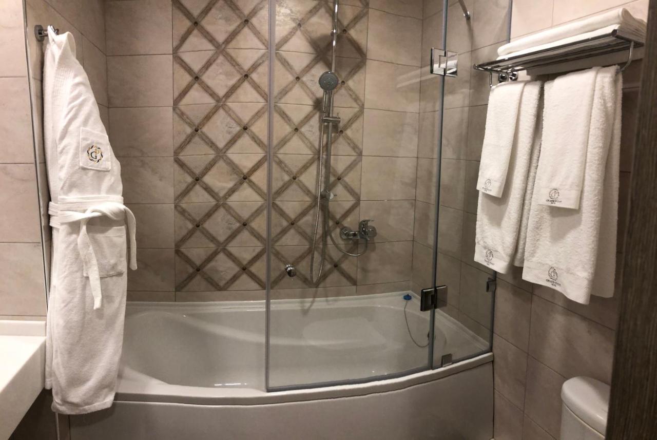 Grace Point Hotel Astana Oda fotoğraf