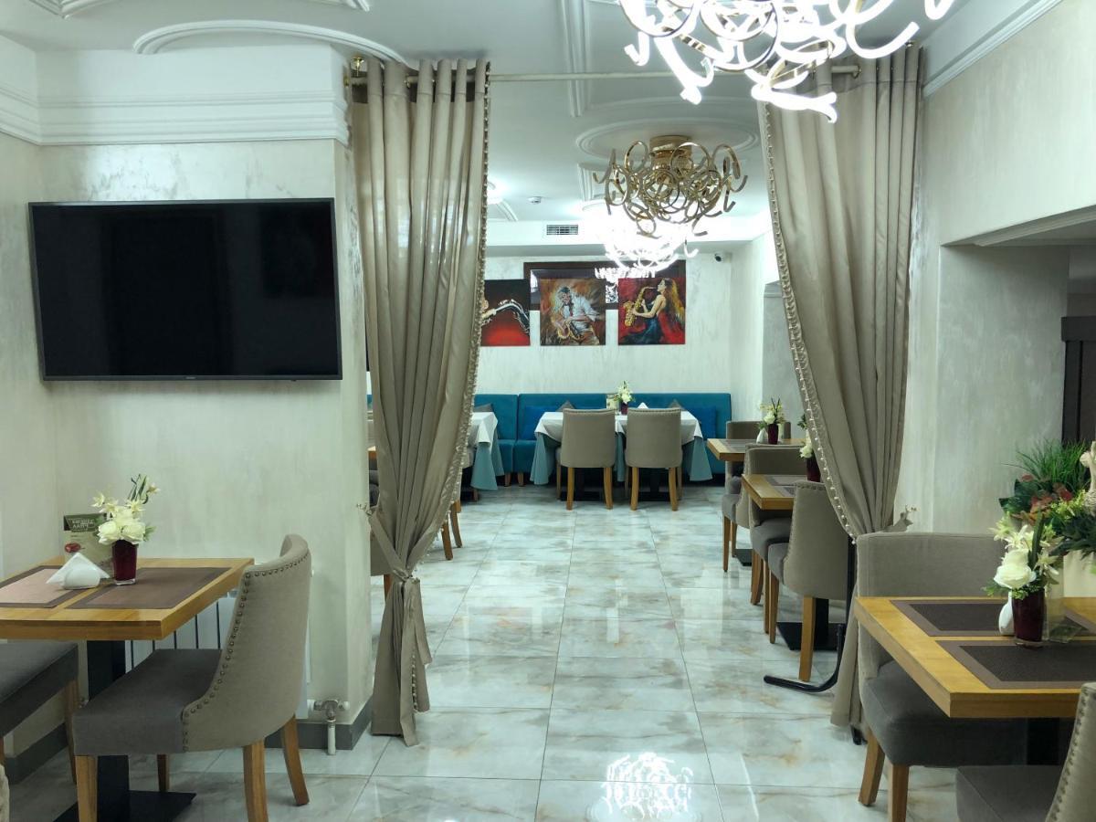 Grace Point Hotel Astana Oda fotoğraf
