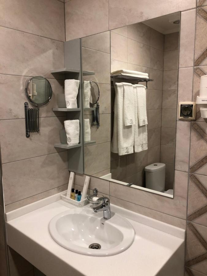 Grace Point Hotel Astana Oda fotoğraf